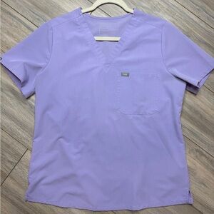 Figs Catrina 1 pocket v neck scrub top.